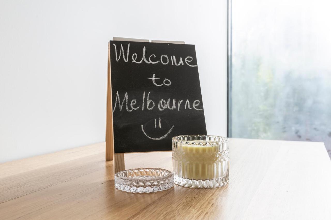 ☆Of Southbank☆Light Filled Apartment☆Huge Private Terrace With City Views☆Parking☆Pool☆Gym☆Wifi Melbourne Luaran gambar
