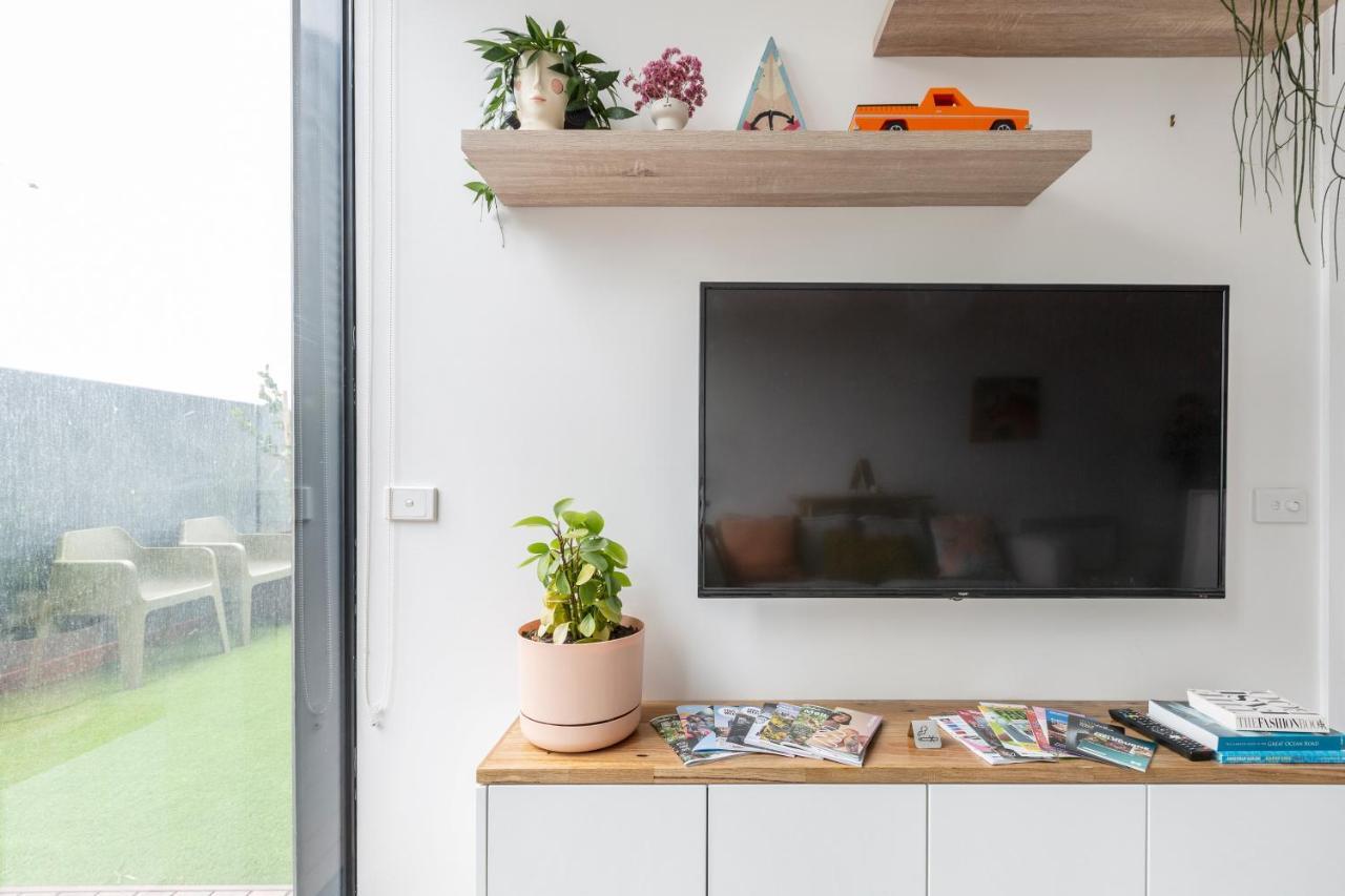 ☆Of Southbank☆Light Filled Apartment☆Huge Private Terrace With City Views☆Parking☆Pool☆Gym☆Wifi Melbourne Luaran gambar