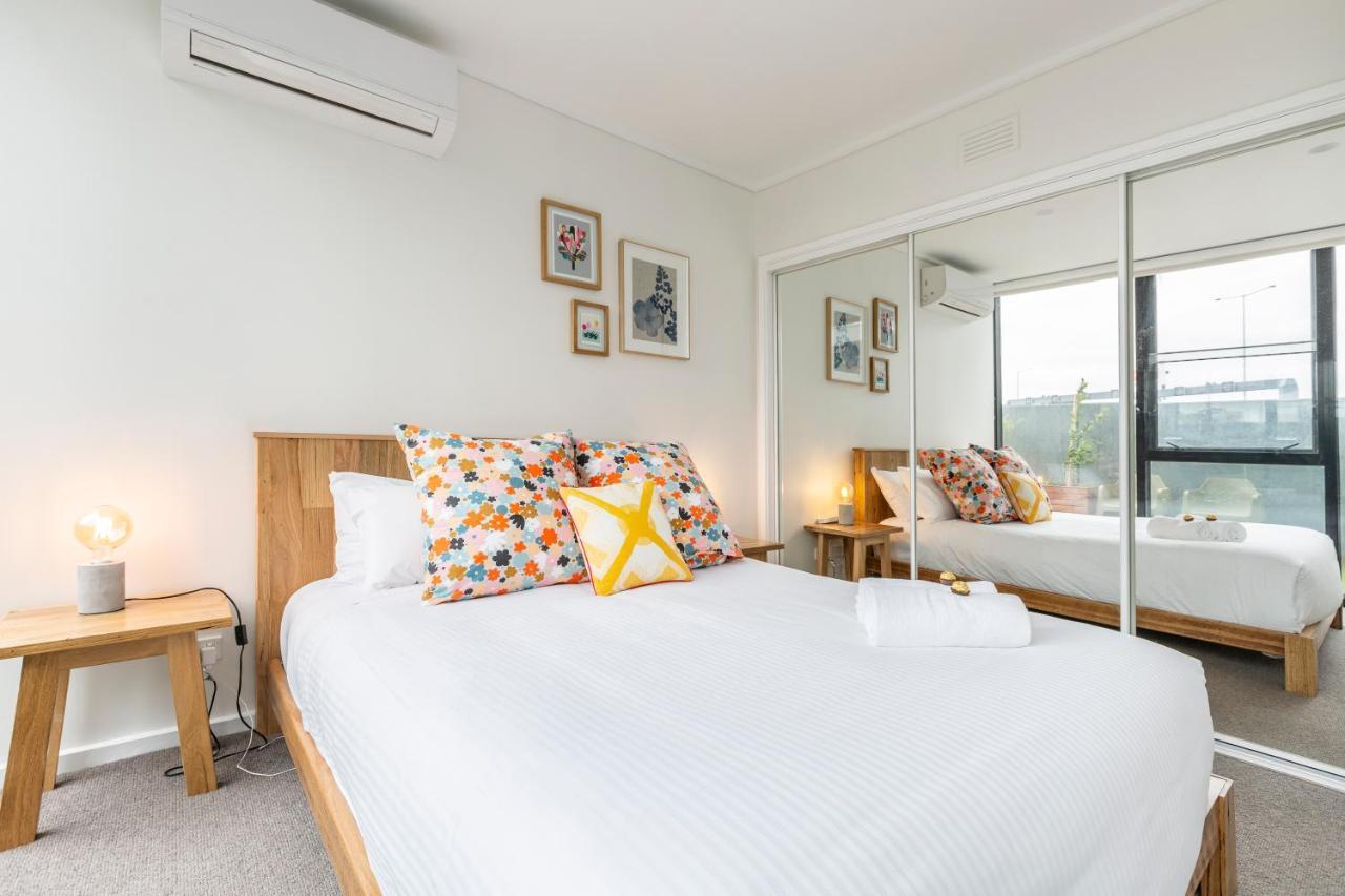 ☆Of Southbank☆Light Filled Apartment☆Huge Private Terrace With City Views☆Parking☆Pool☆Gym☆Wifi Melbourne Luaran gambar