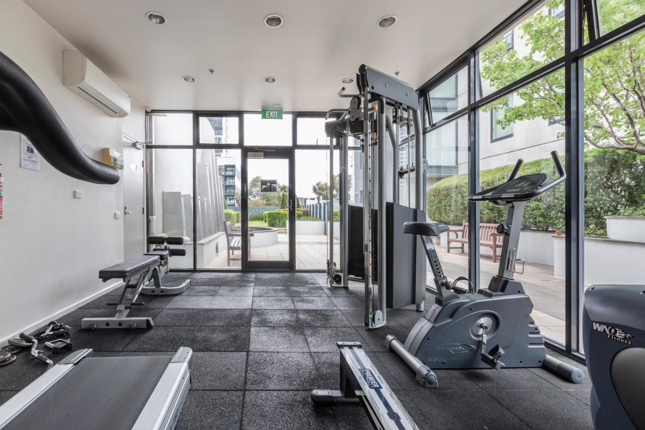 ☆Of Southbank☆Light Filled Apartment☆Huge Private Terrace With City Views☆Parking☆Pool☆Gym☆Wifi Melbourne Luaran gambar