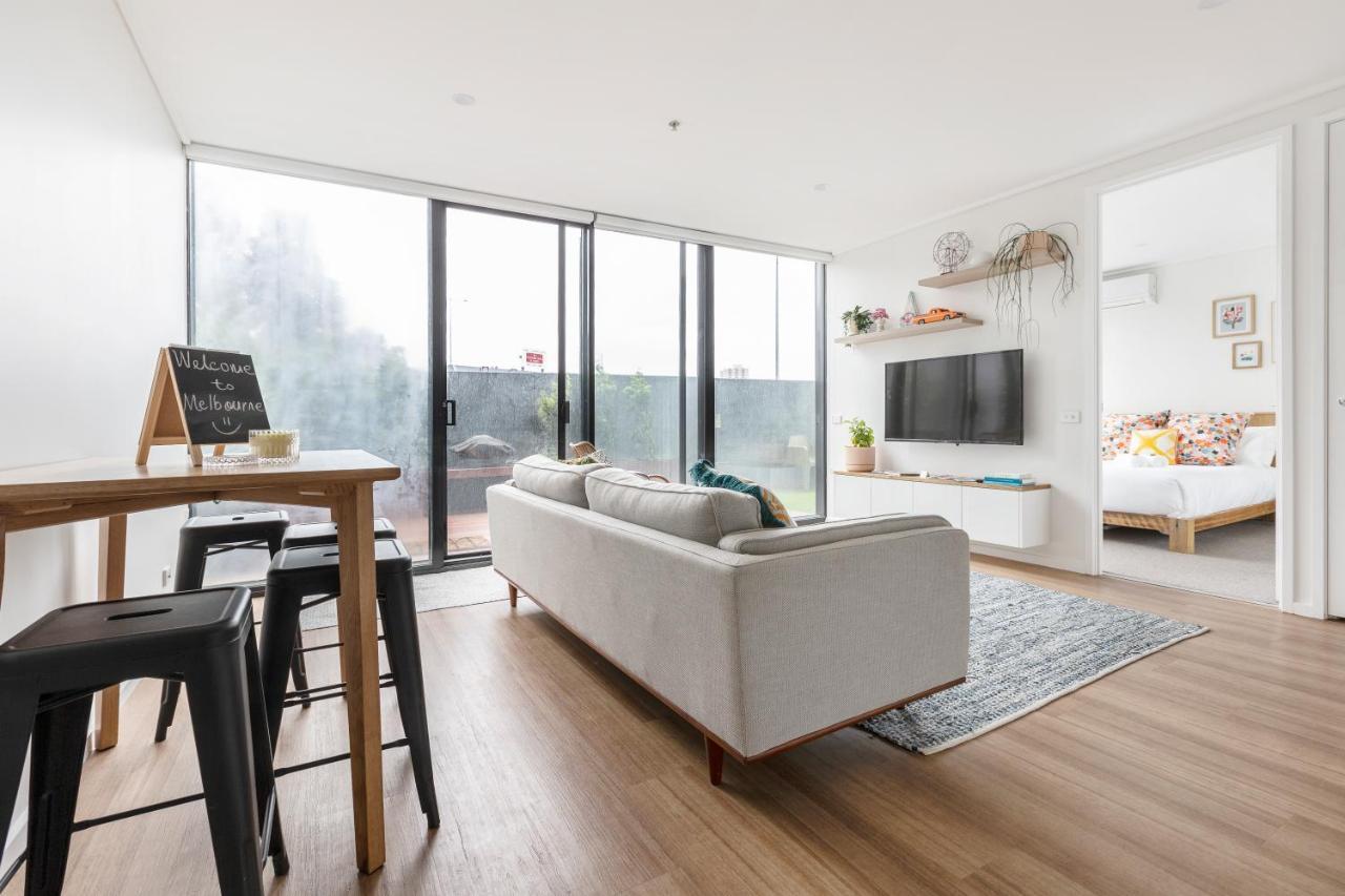 ☆Of Southbank☆Light Filled Apartment☆Huge Private Terrace With City Views☆Parking☆Pool☆Gym☆Wifi Melbourne Luaran gambar