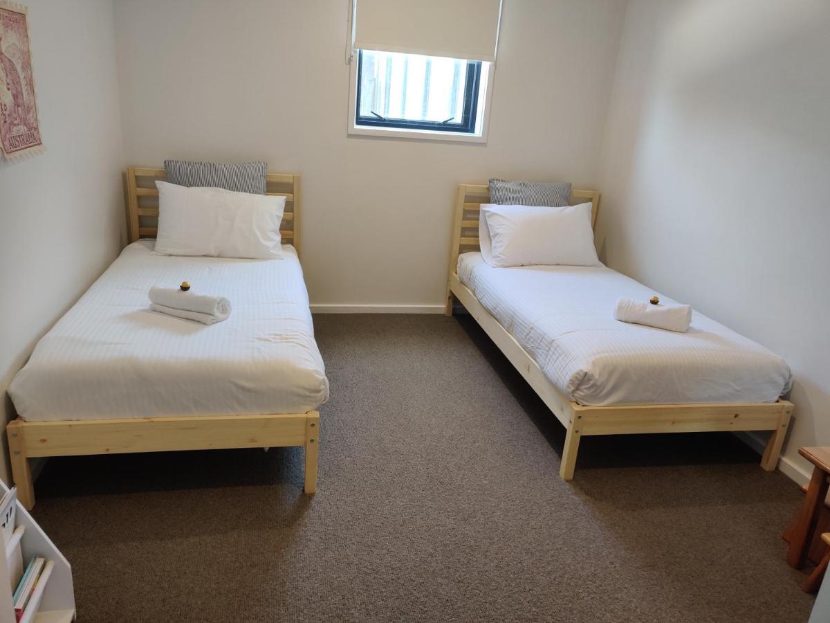 ☆Of Southbank☆Light Filled Apartment☆Huge Private Terrace With City Views☆Parking☆Pool☆Gym☆Wifi Melbourne Luaran gambar